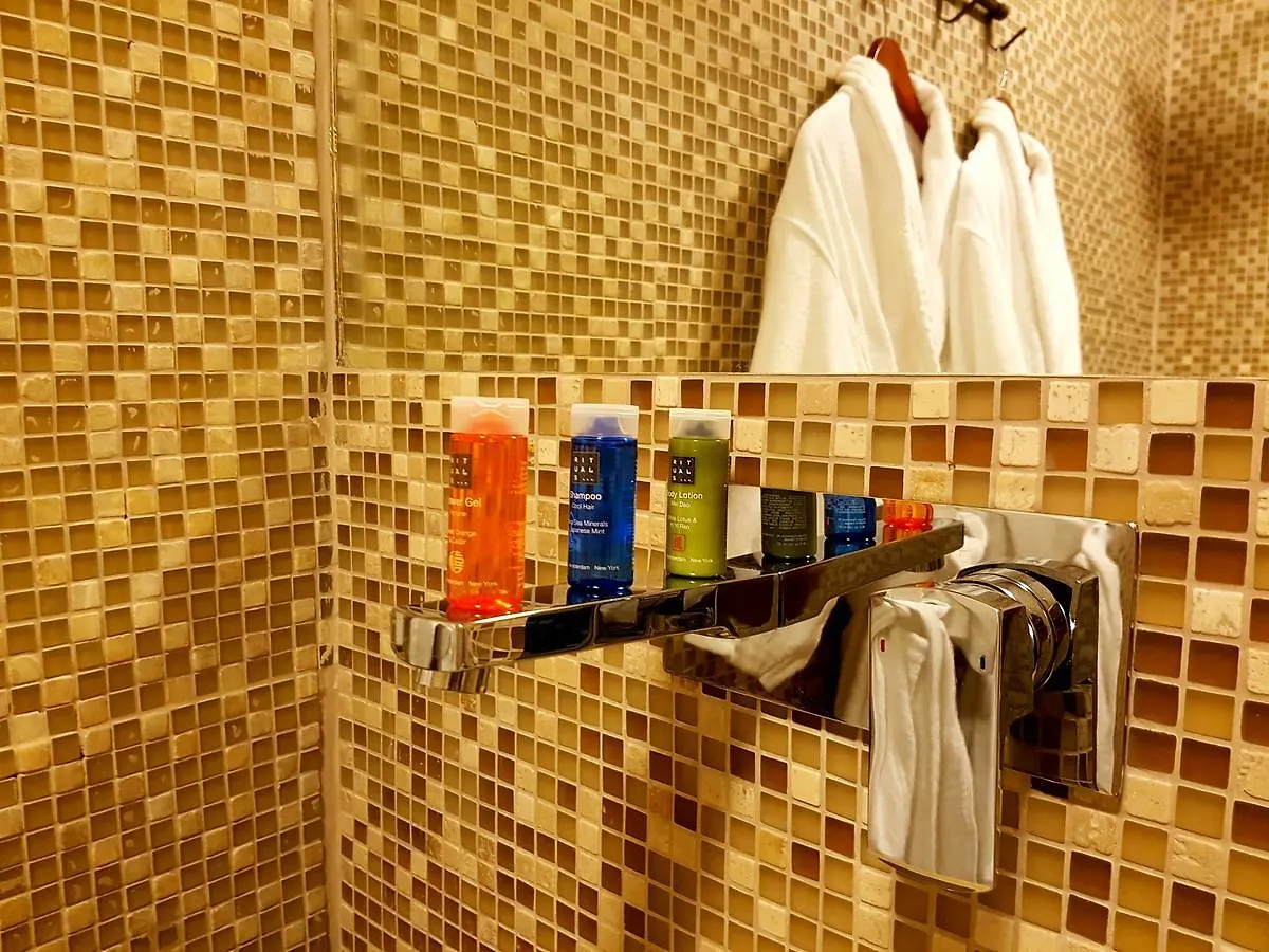 Bloom! Exclusive Boutique B&B (Adults Only) Playa del Carmen 3*,