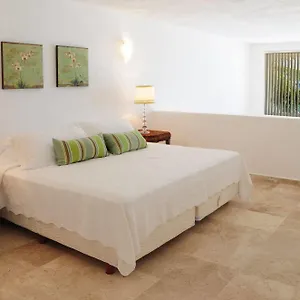 Hotel Ocean Plaza Condos, Playa del Carmen
